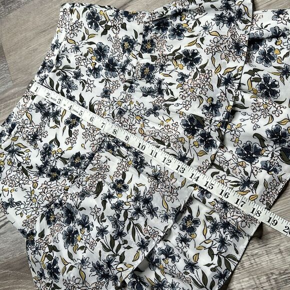 Loft floral layered skirt | size 0 | 18.5” length | New w/o tags (1556) - Picture 8 of 10